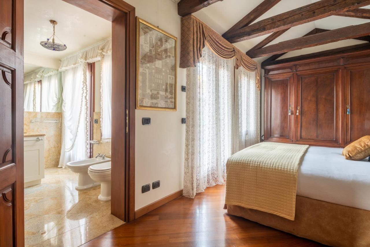 Garden Mansion With Private Mooring R&R Apartment Venice Ngoại thất bức ảnh