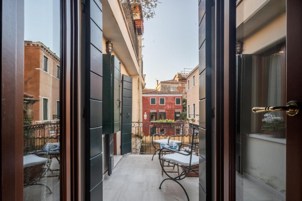 Garden Mansion With Private Mooring R&R Apartment Venice Ngoại thất bức ảnh