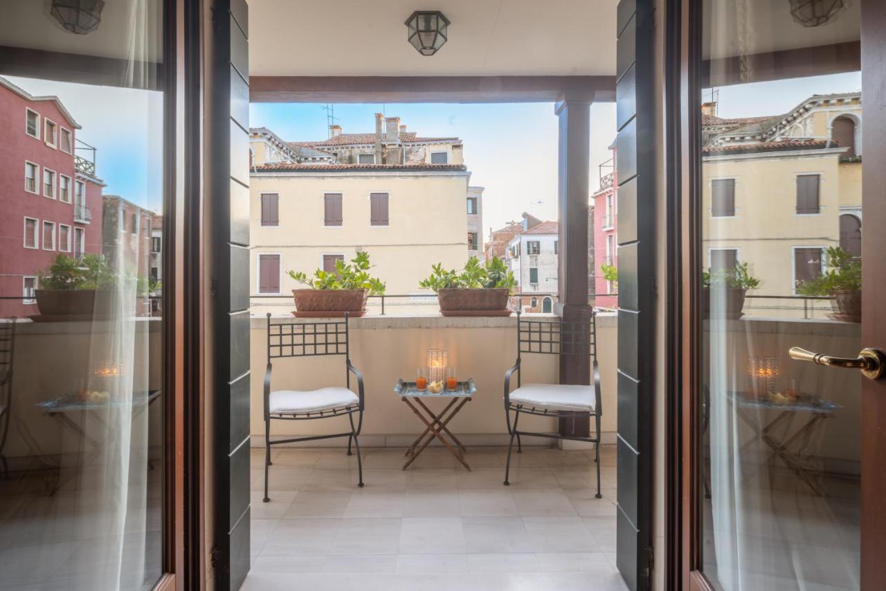 Garden Mansion With Private Mooring R&R Apartment Venice Ngoại thất bức ảnh